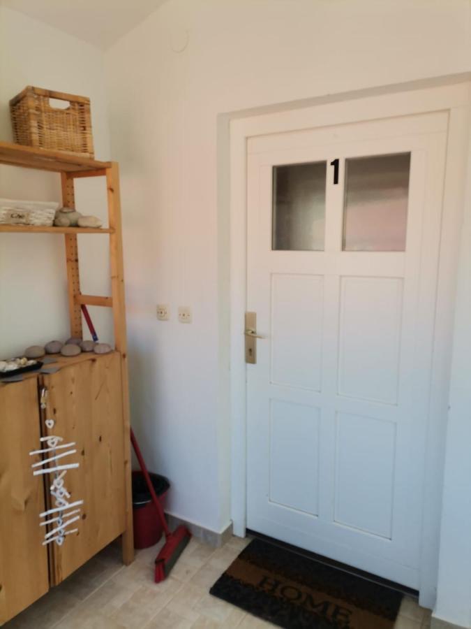 Sunny Blue Apartament Nerezine Bagian luar foto